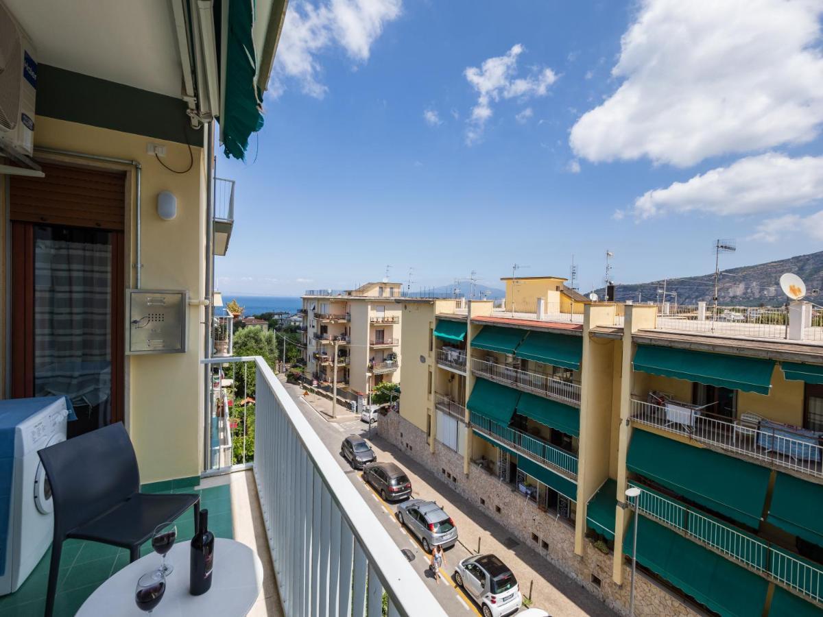 Azzurro Park Suite - De Vivo Realty Sorrento Exteriér fotografie